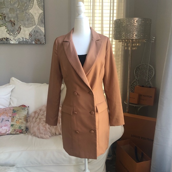 Nasty Gal Dresses & Skirts - 💎Nasty Gal Follow Suit Blazer Dress